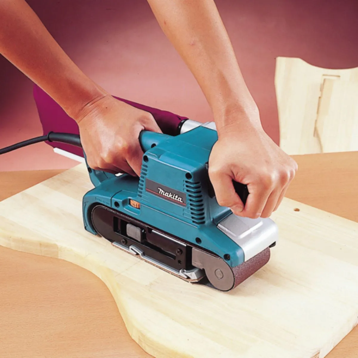 Makita 9903/1 76mm x 533mm Belt Sander 110V