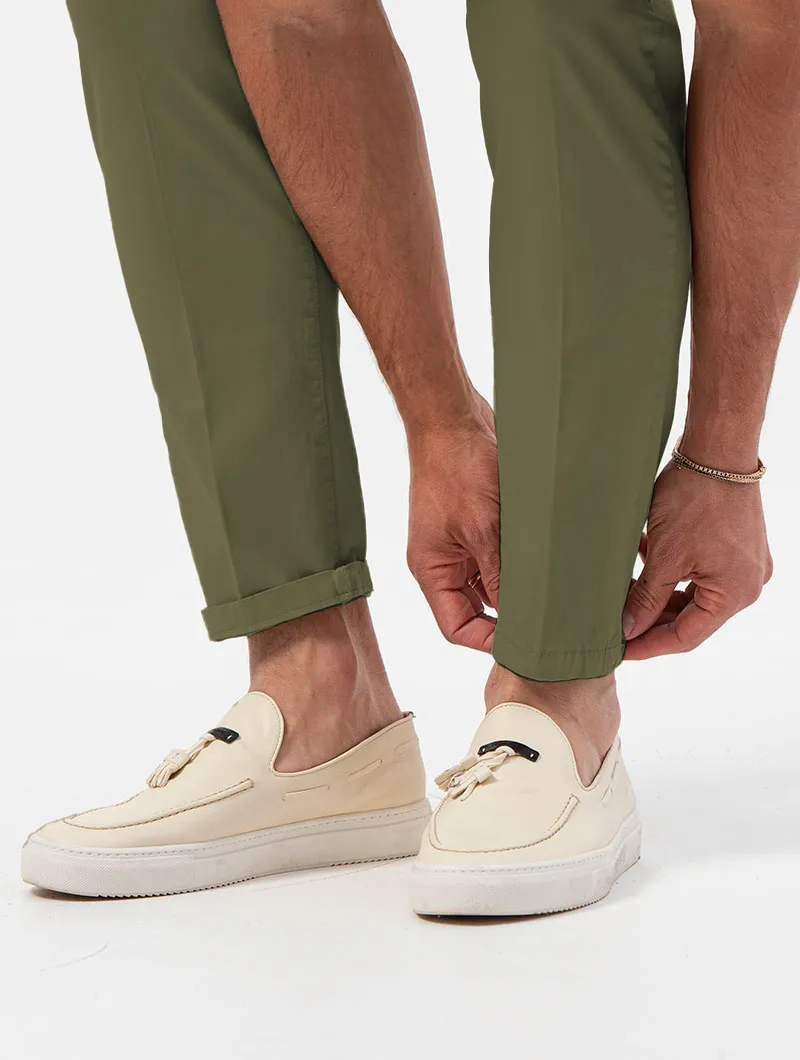 ROMAN CASUAL PANTS IN GREEN